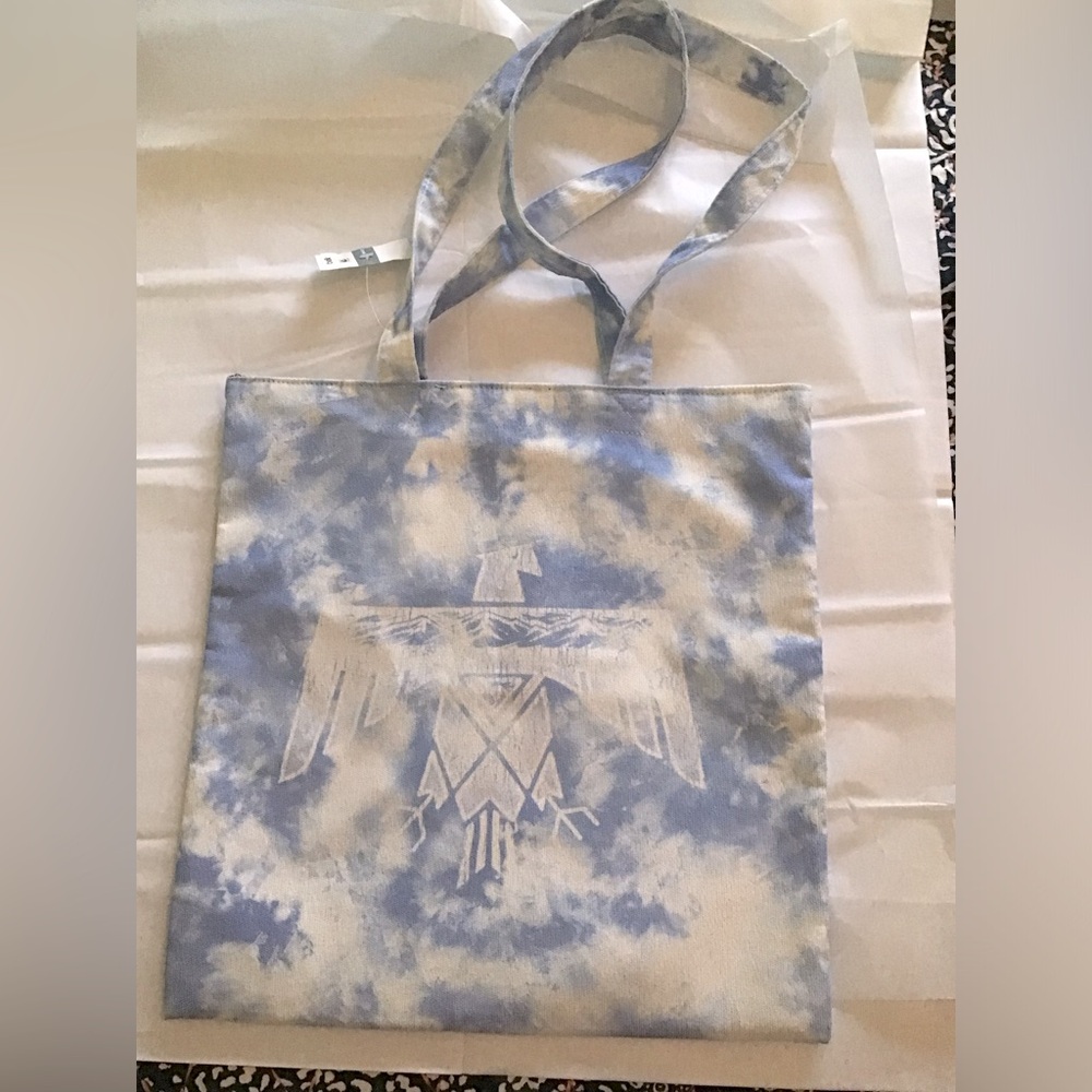 True craft tie dyed eagle tote